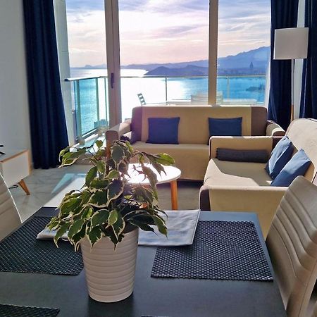 Skyline 26 Stunning Sea Views From A 2-Bedroom Apartment On The 26Th Floor Benidorm Bagian luar foto