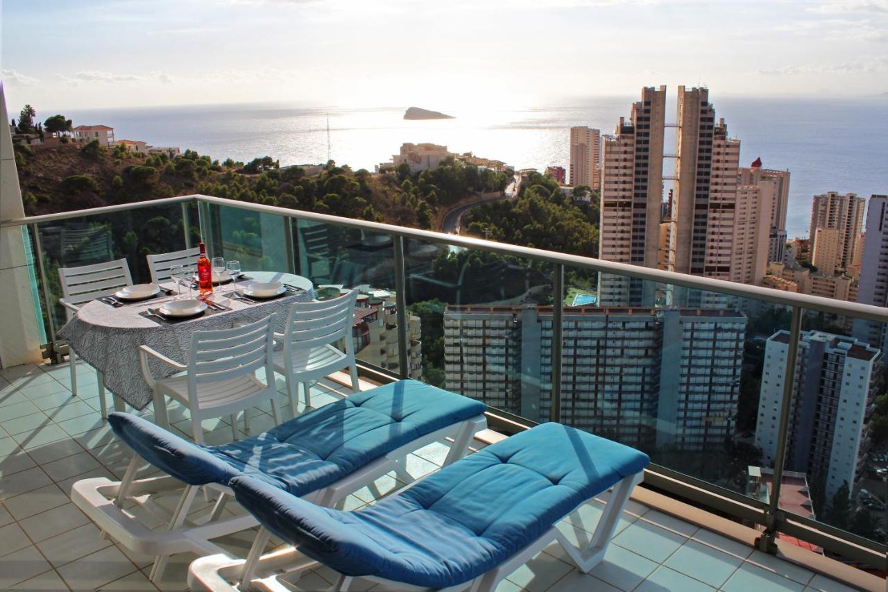 Skyline 26 Stunning Sea Views From A 2-Bedroom Apartment On The 26Th Floor Benidorm Bagian luar foto