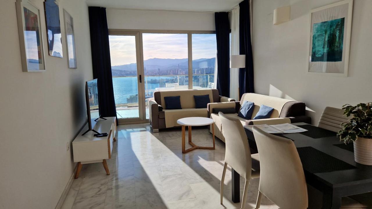 Skyline 26 Stunning Sea Views From A 2-Bedroom Apartment On The 26Th Floor Benidorm Bagian luar foto